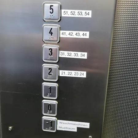 43 1 Apartment Essen