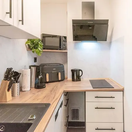 43 1 Apartment Essen
